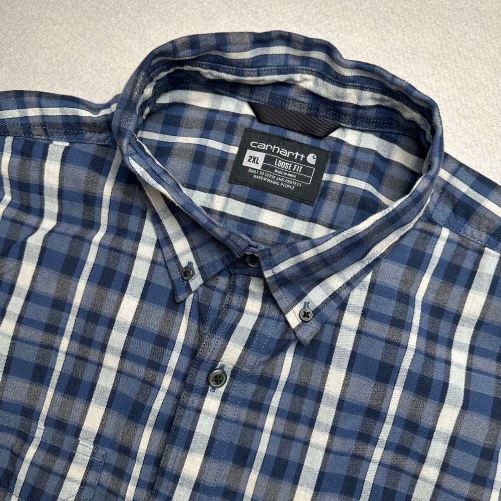 Carhartt Button Up Shirt Mens 2XL Blue Plaid Loose Fit Short Sleeve Workwear